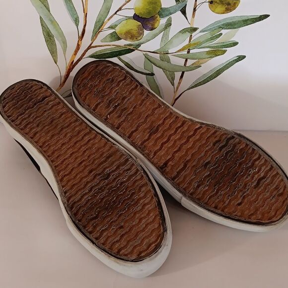 Restricted  Camo Canvas Slip On Shoes - Picture 7 of 12
